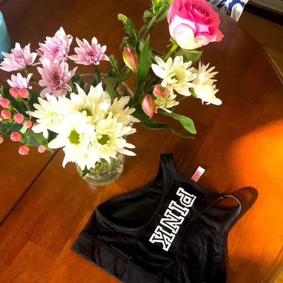 🎉HP🎉 Pink Victoria’s Secret Sports Bra 🌸 - Picture 4 of 10
